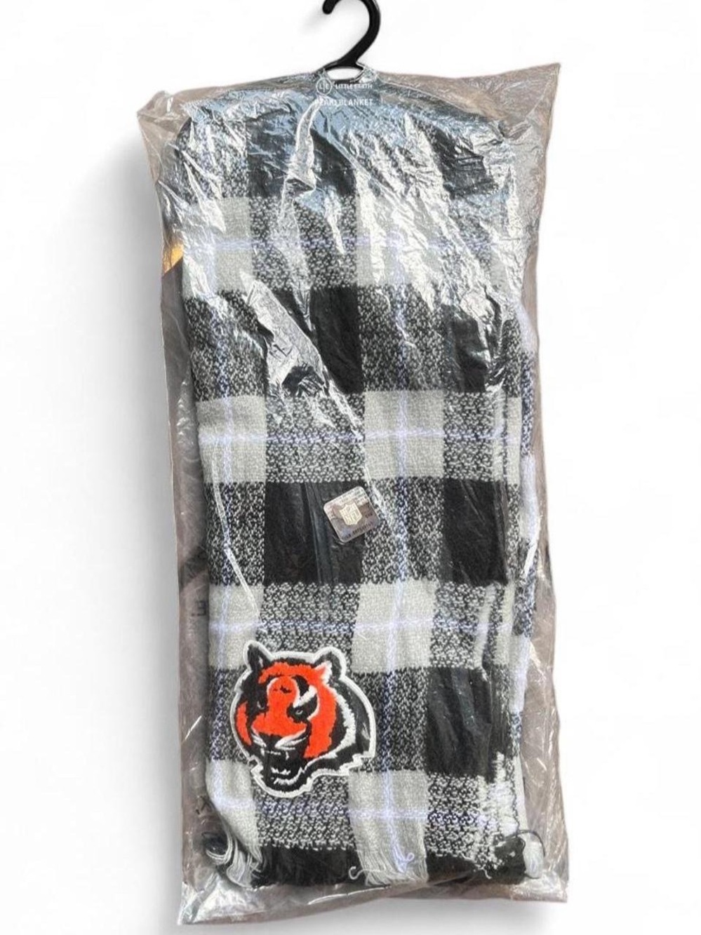 Cincinnati Bengals NFL Plaid Blanket Scarf Little Earth Tiger Patch Game
